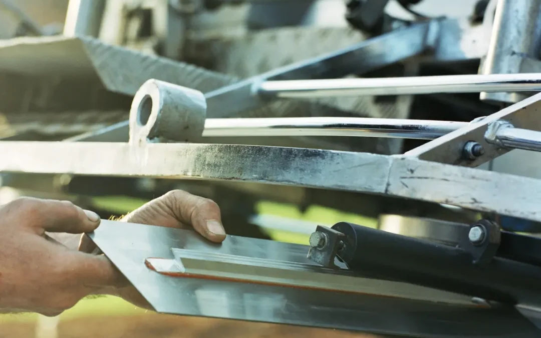 Revolutionizing Concrete Finishing: The Unique Quick Blade Change System of Full-Track Power Trowels